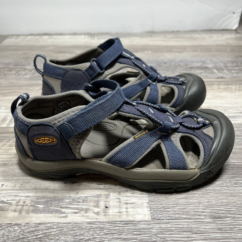 Keen Newport H2 Blue Depths Gargoyle‎ Youth Hiking Shoes Sandal Size 4